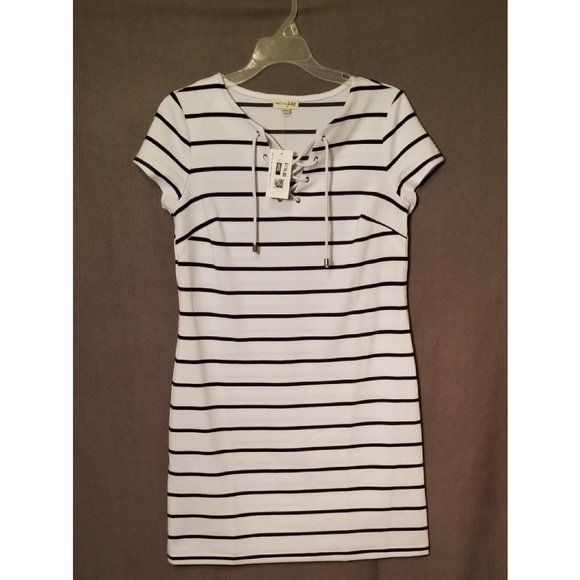 Maison Jules Dresses & Skirts - ‼CLOSEOUT: Maison Jules Lace-up Casual Shirt Dress